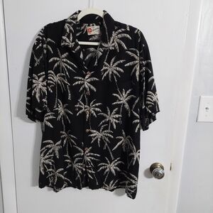 Hilo Hattie Black and Cream Palm Print Shirt